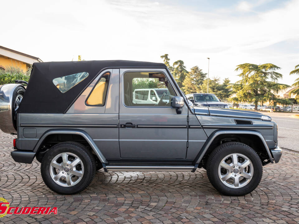 Image 6/25 of Mercedes-Benz G 350 CDI (2009)