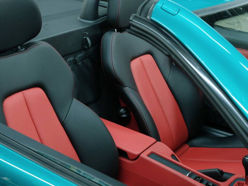 Immagine 36/50 di Mercedes-Benz SLK 230 Kompressor (1998)