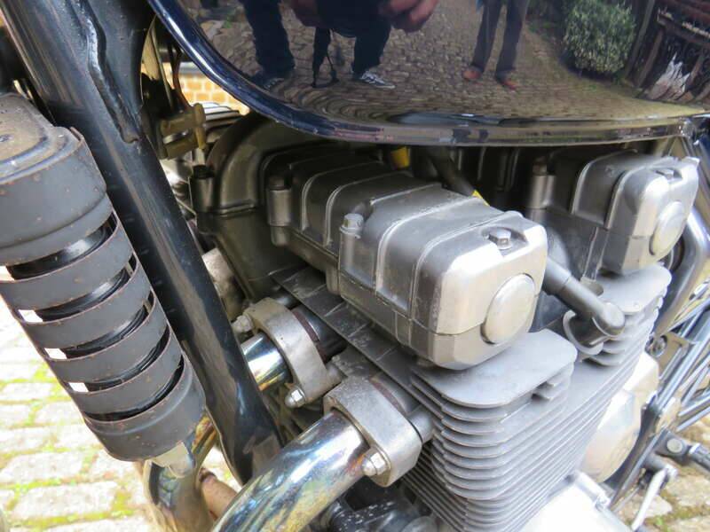 Image 23/39 of Kawasaki ZR 550 Zephyr (1991)
