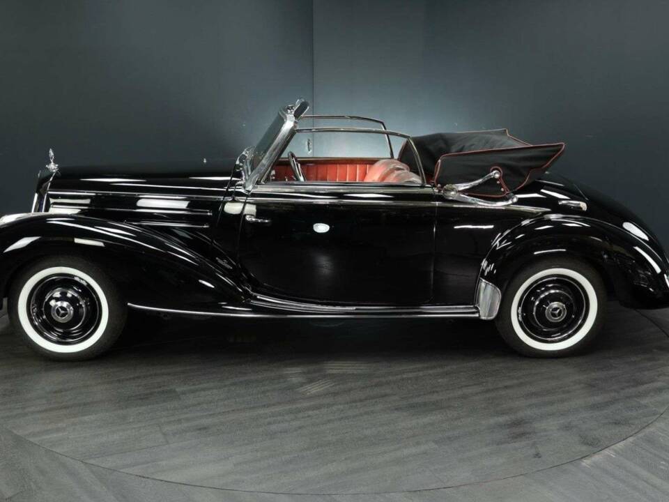 Immagine 7/30 di Mercedes-Benz 220 Cabriolet A (1955)