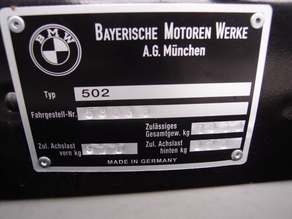 Image 27/30 of BMW 502 Sport (1955)