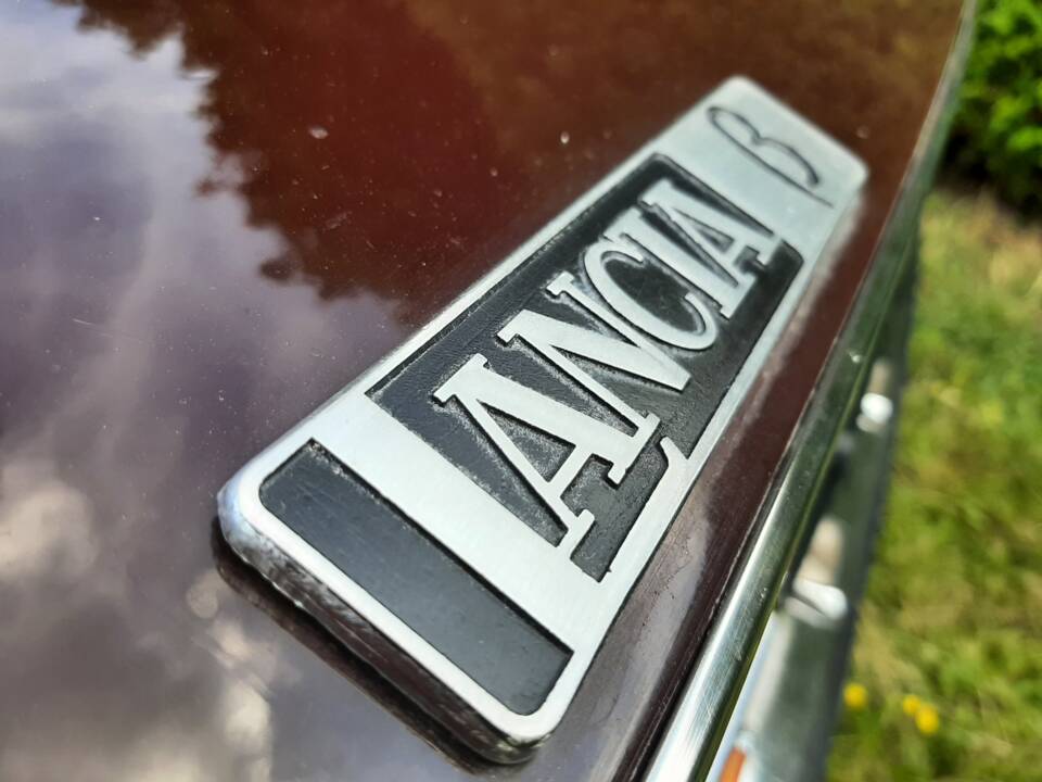 Image 7/25 of Lancia Beta Coupe 1300 (1979)