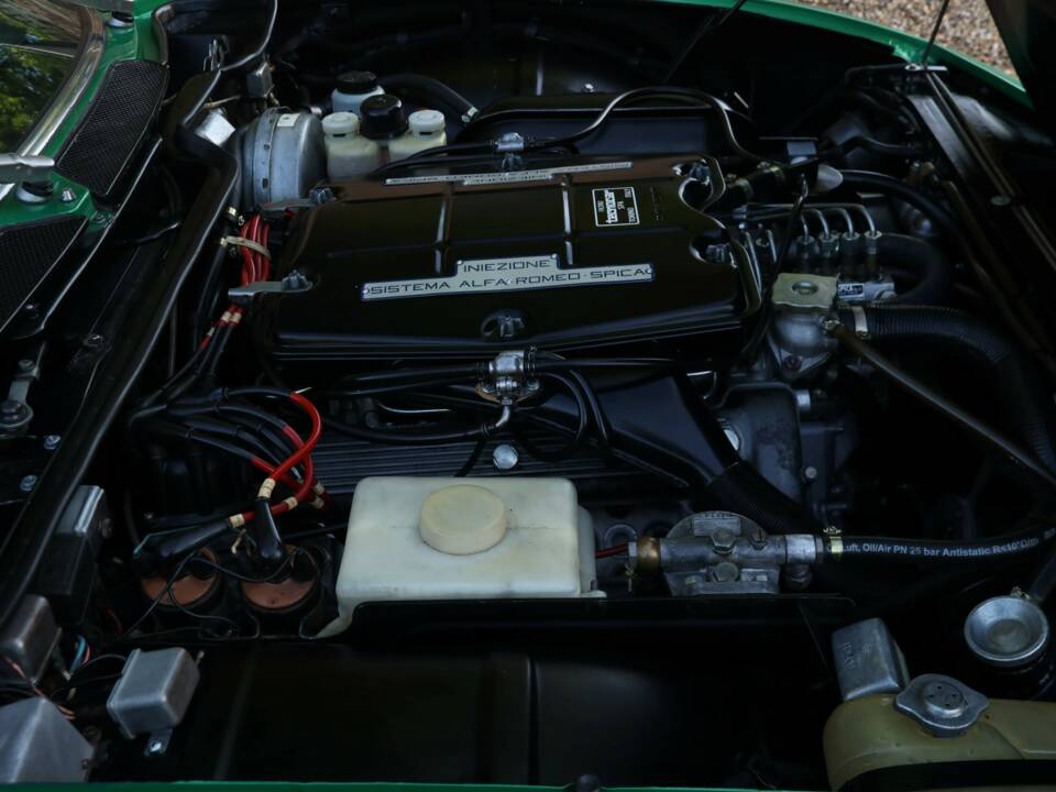 Image 36/50 of Alfa Romeo Montreal (1973)