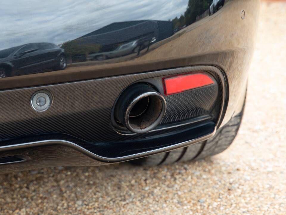 Image 49/94 of Aston Martin DB 9 (2014)