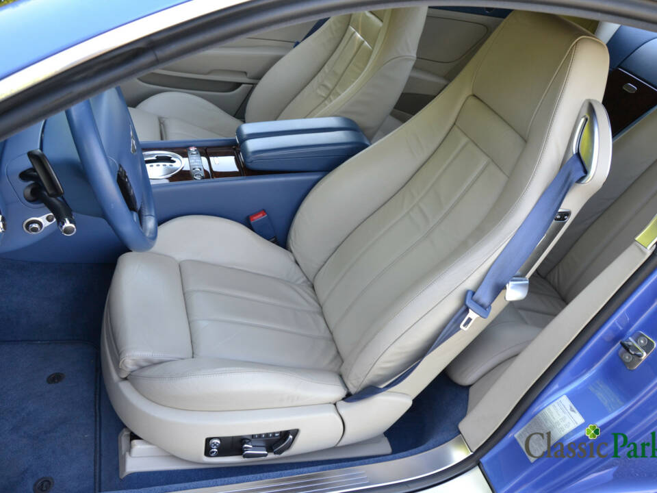Image 18/50 of Bentley Continental GT (2005)
