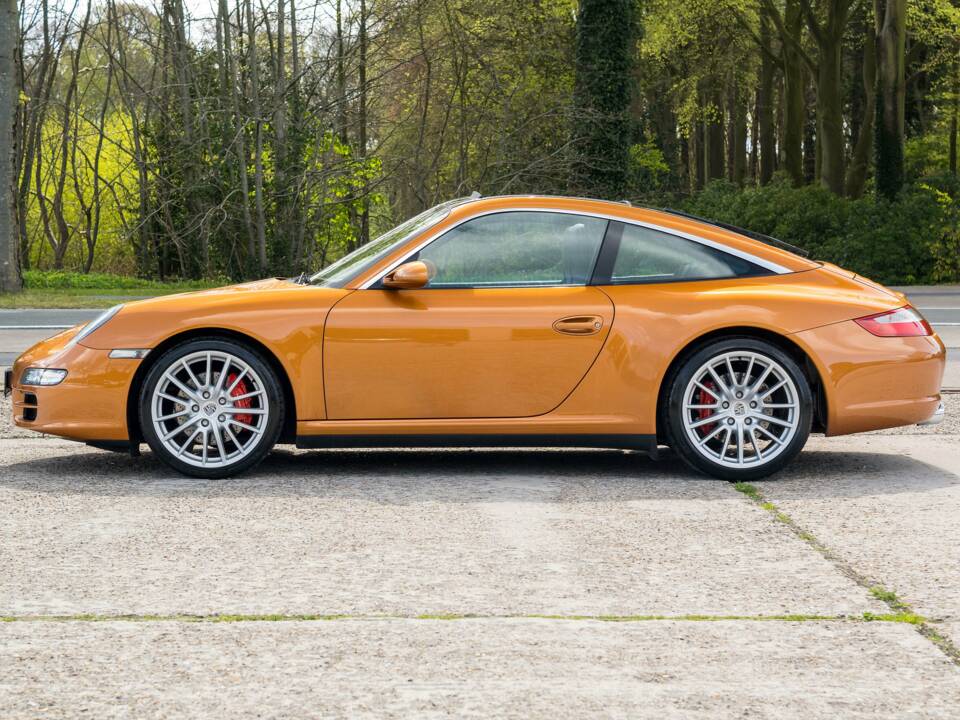 Image 8/34 de Porsche 911 Targa 4S (2008)