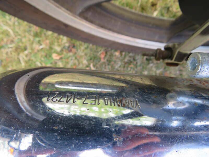 Image 33/36 of Yamaha RD 125 DX (1981)