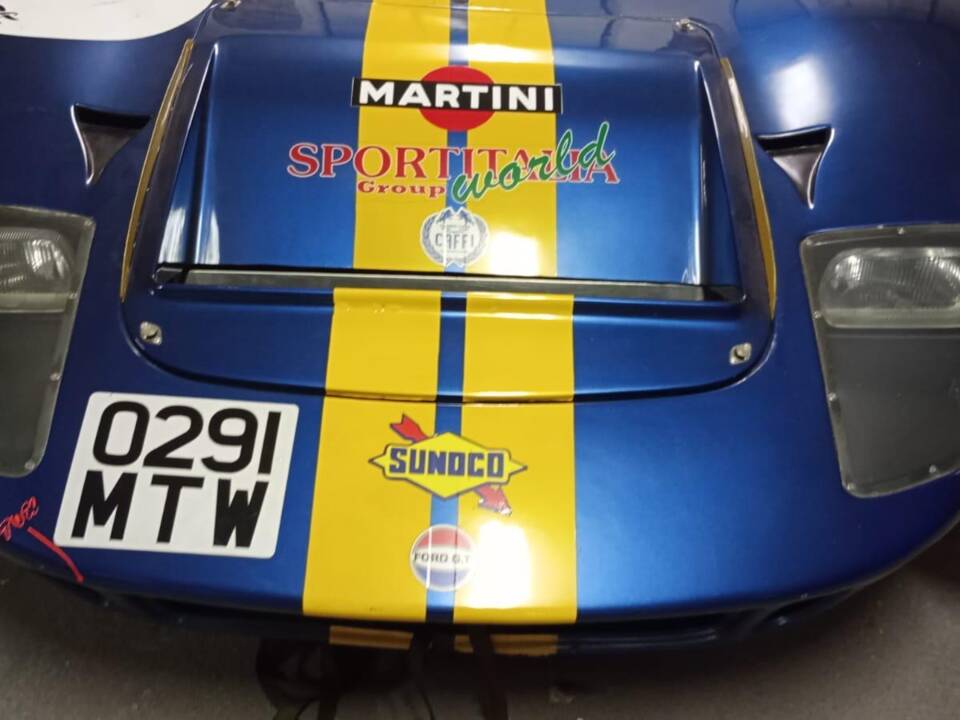 Image 113/137 of Ford GT40 (1971)
