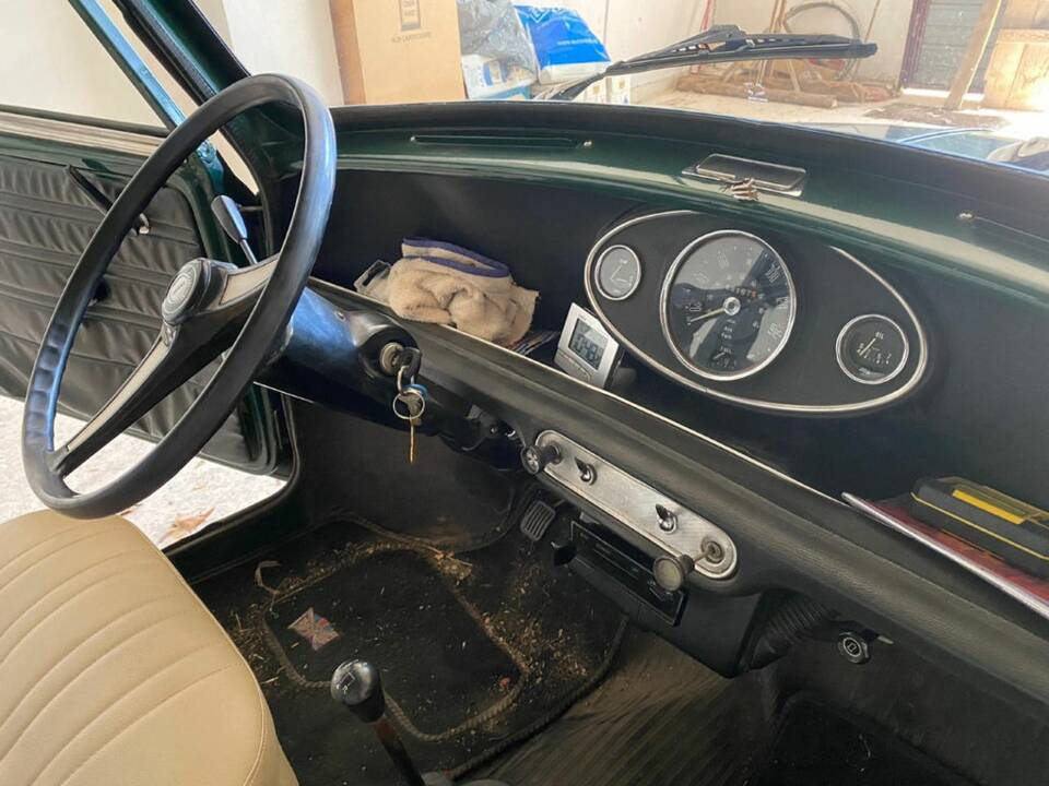 Image 8/8 de Leyland Authi Mini 850 (1973)