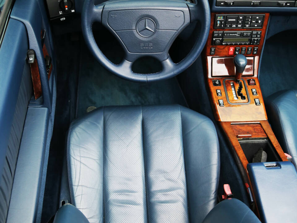 Bild 32/42 von Mercedes-Benz SL 600 (1994)