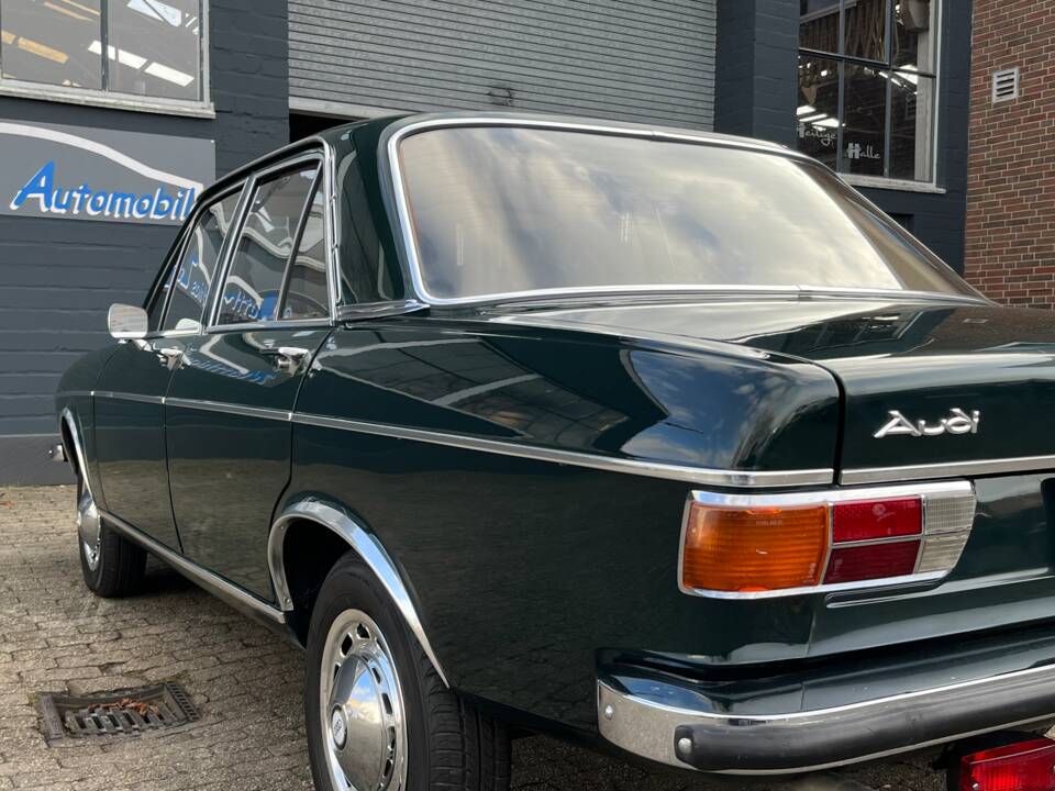 Image 9/88 of Audi 100 LS (1970)