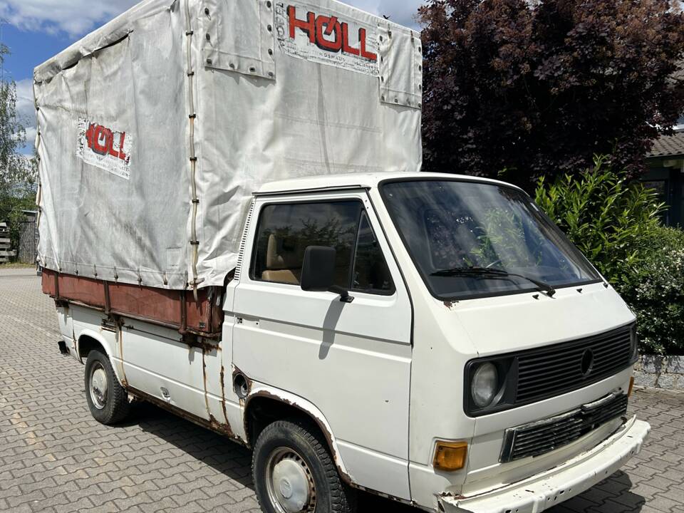 Bild 6/51 von Volkswagen T3 Pritsche D 1.7 (1988)