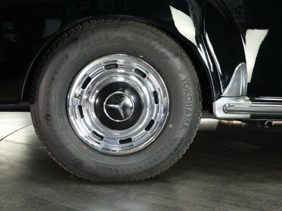 Image 49/50 de Mercedes-Benz 300 d (1958)