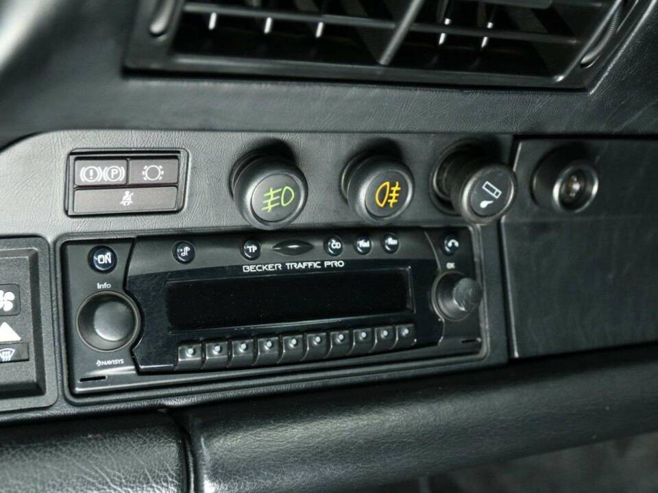 Bild 17/30 von Porsche 911 Speedster 3.2 (1989)