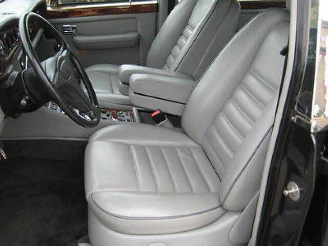 Image 7/14 of Bentley Turbo R (1991)