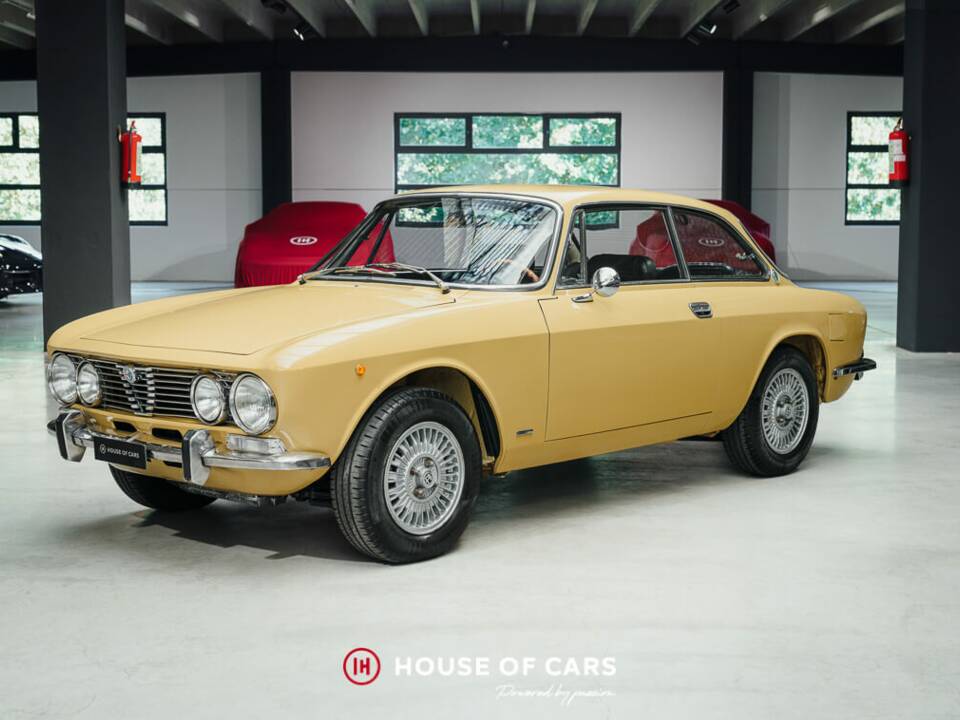 Bild 2/25 von Alfa Romeo 2000 GTV (1972)