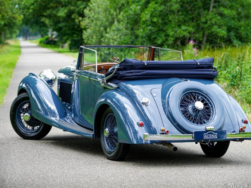 Image 57/59 of Bentley 4 1/4 Litre (1936)