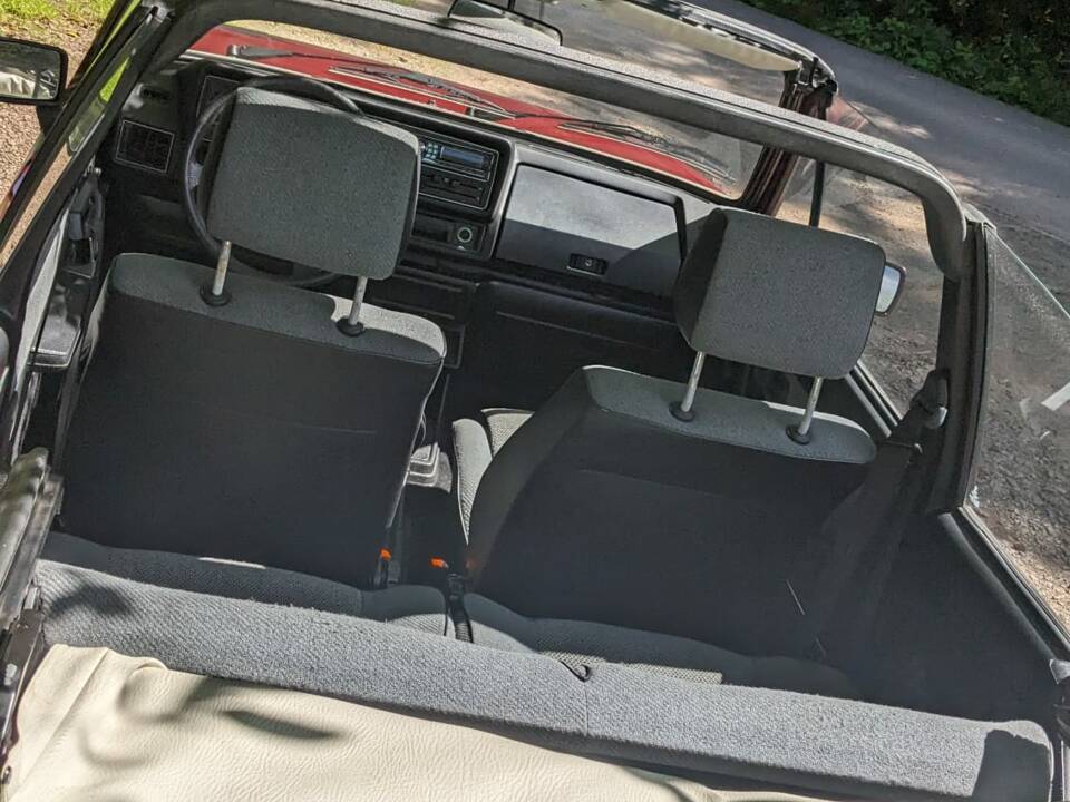 Image 3/20 of Volkswagen Golf Mk I Convertible 1.6 (1985)