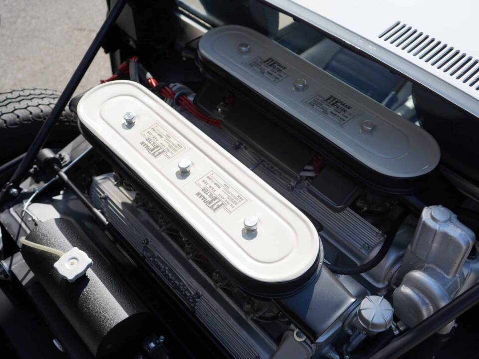 Afbeelding 69/74 van Lamborghini Miura P 400 (1968)