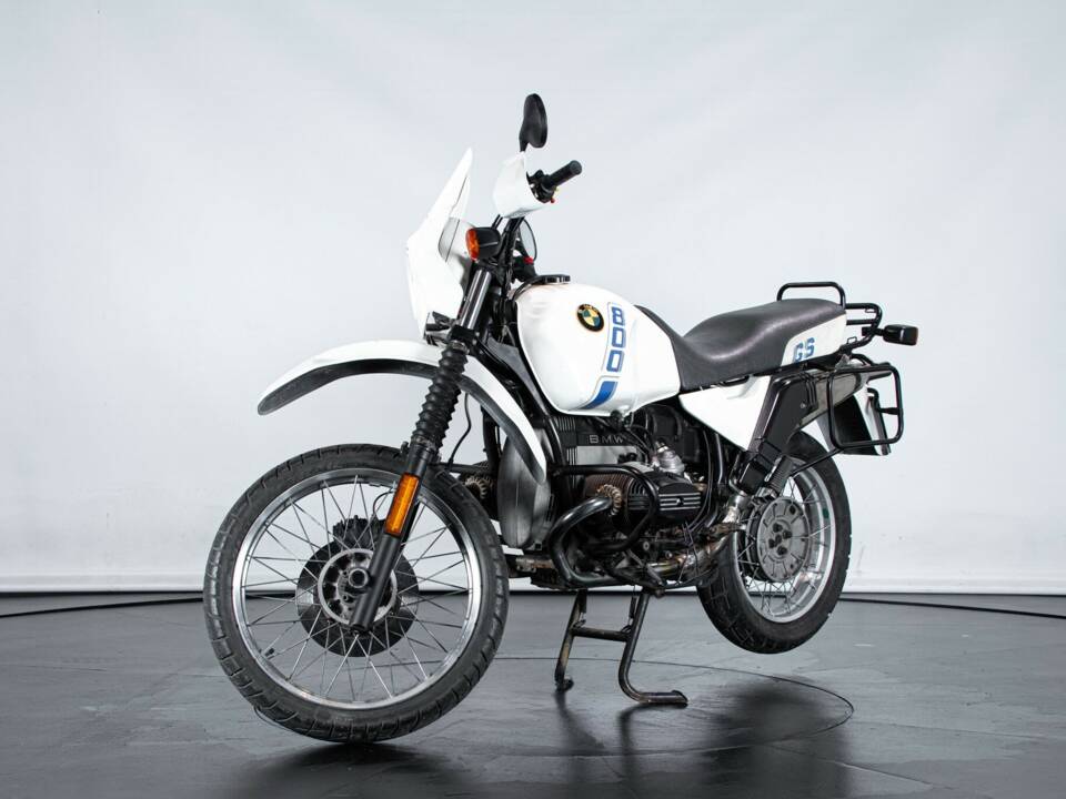 Image 2/50 de BMW R 80 GS (1989)