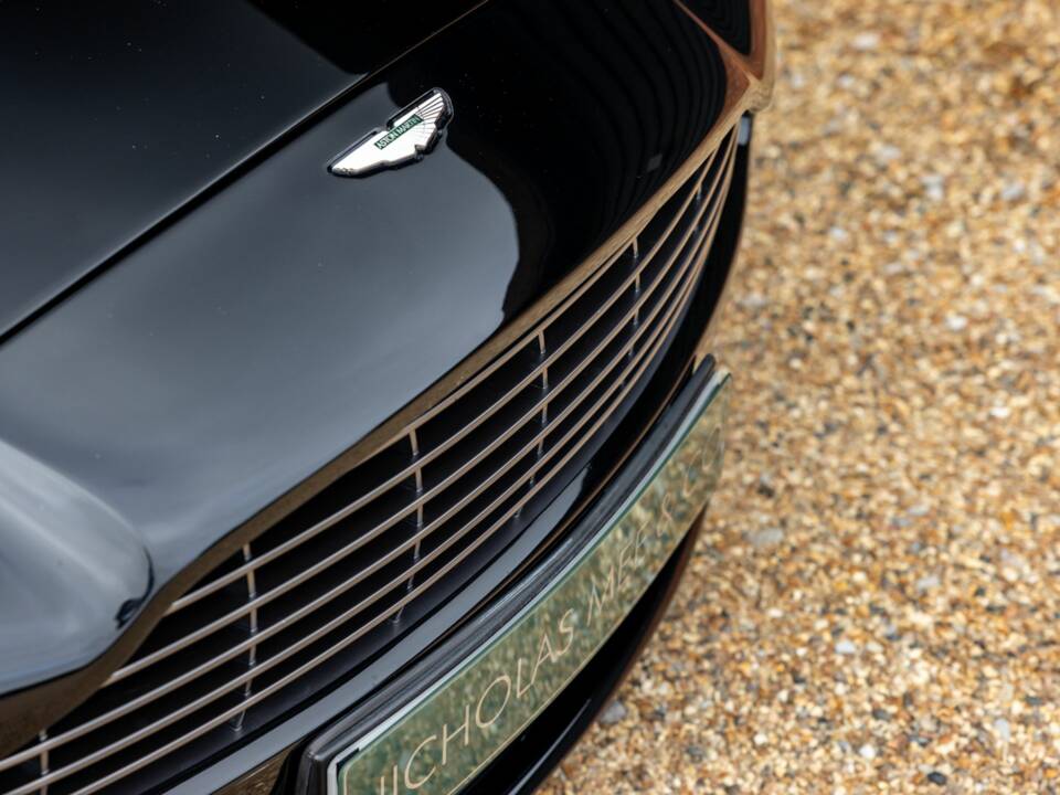 Image 35/50 de Aston Martin V12 Vanquish S Ultimate Edition (2007)