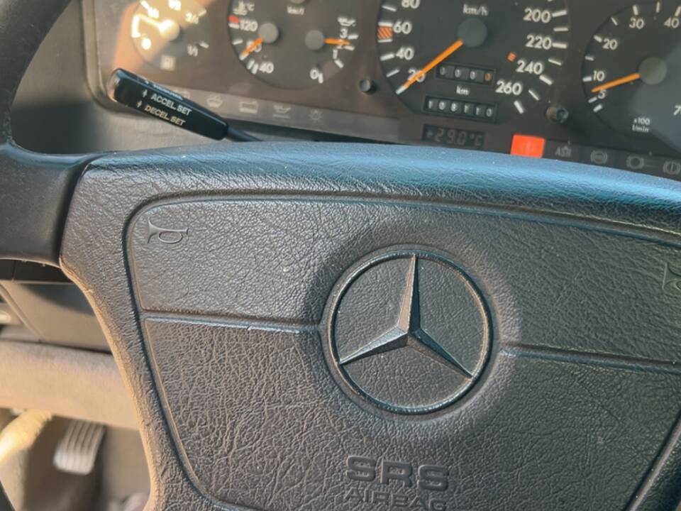 Image 4/80 de Mercedes-Benz 600 SEL (1993)