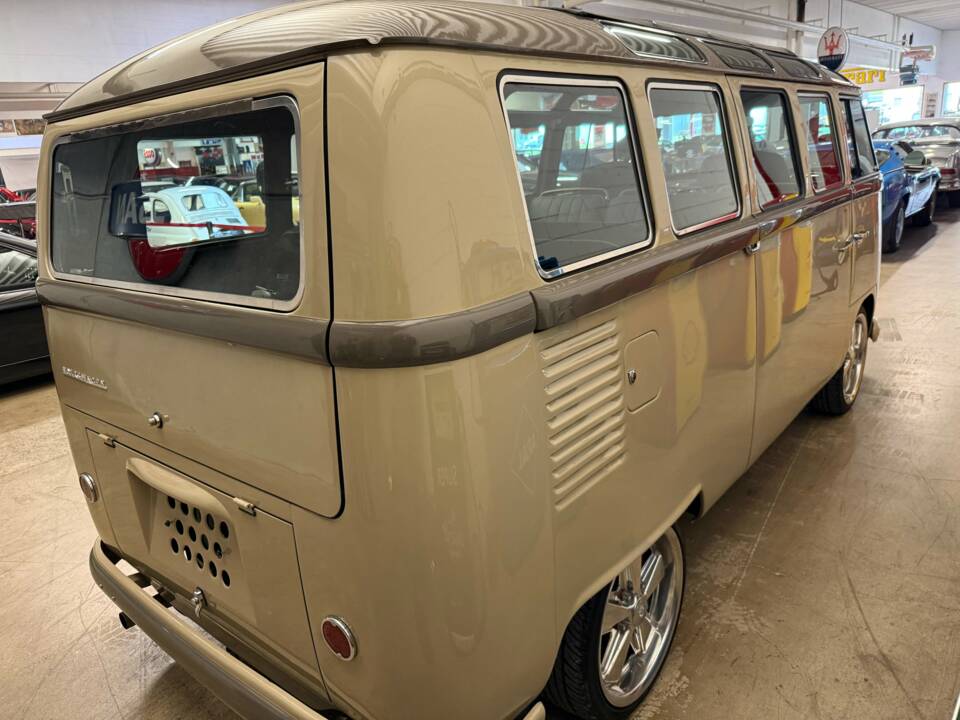 Image 20/26 of Volkswagen T1 Samba (1965)