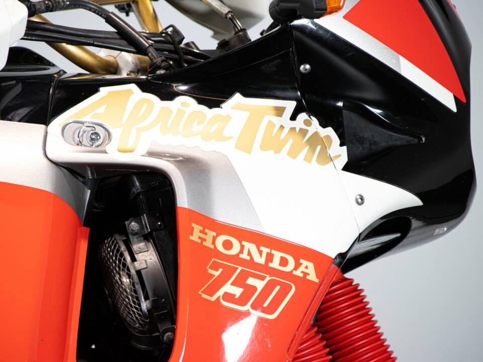 Bild 33/50 von Honda XRV 750 Africa Twin (1991)
