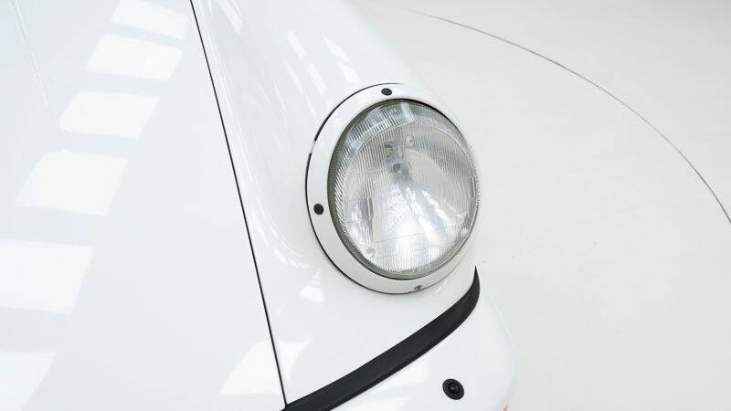 Afbeelding 12/15 van Porsche 911 Carrera 2 (1990)