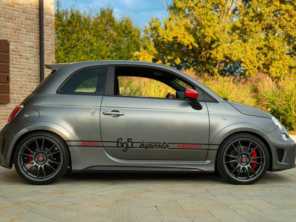 Image 4/50 de Abarth 695 Biposto (2016)