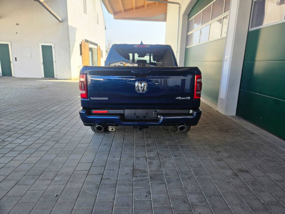 Image 13/69 of Dodge Ram 1500 (2022)