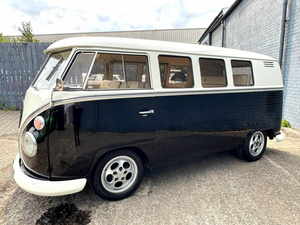 Obraz 5/8 pojazdu Volkswagen T1 Samba (1966)