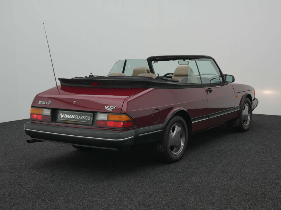Image 8/29 of Saab 900 2.0i 16V (1993)