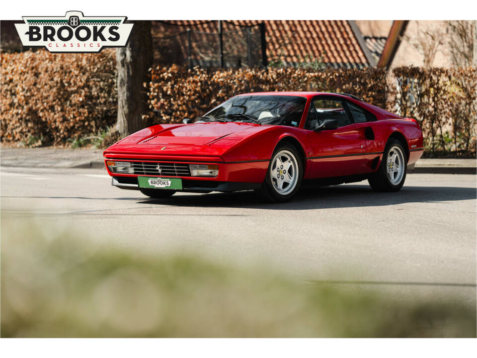 Image 1/38 of Ferrari 208 GTB Turbo (1987)