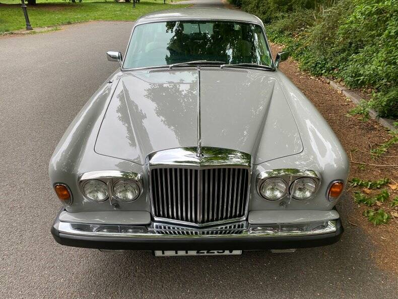 Bild 5/50 von Bentley Corniche (1980)