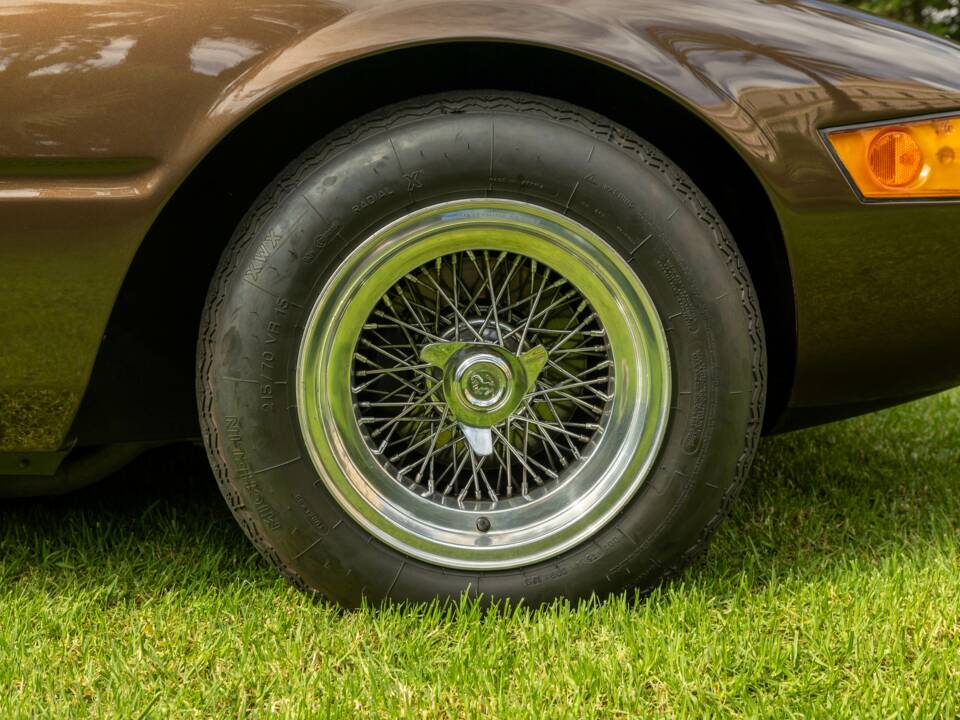 Afbeelding 42/53 van Ferrari 365 GTB/4 Spyder (1971)