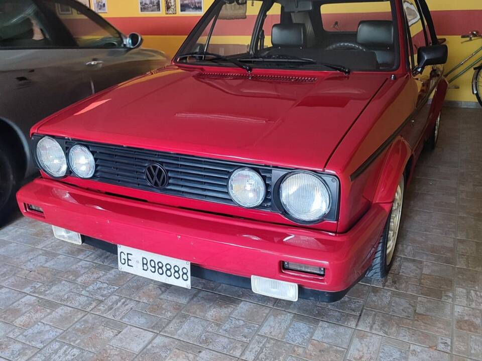 Image 39/55 de Volkswagen Golf Mk I Convertible 1.6 (1990)