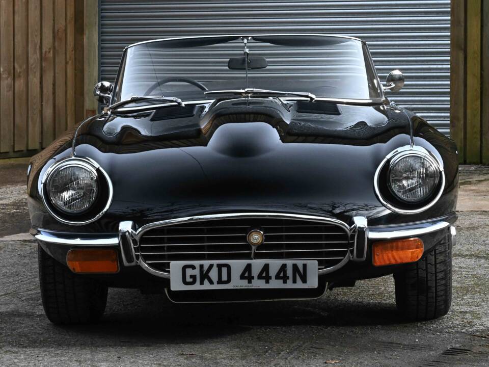 Bild 5/50 von Jaguar E-Type V12 (1974)