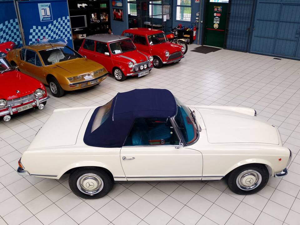 Bild 11/79 von Mercedes-Benz 230 SL (1965)