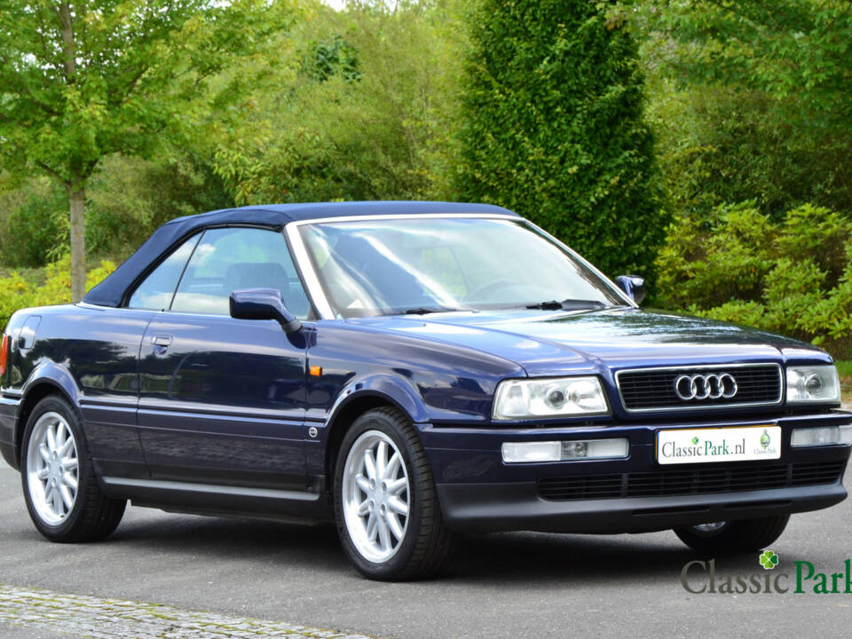 Bild 24/50 von Audi Cabriolet 2.6 (1997)