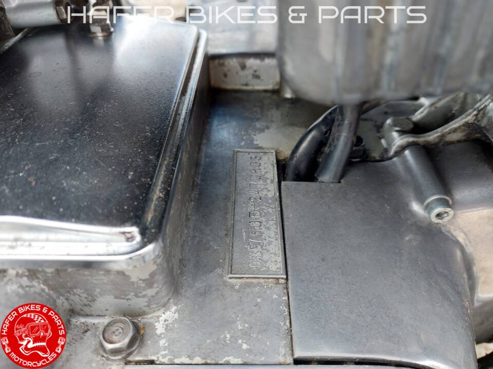 Image 33/45 of Honda CB 750 Four (1976)