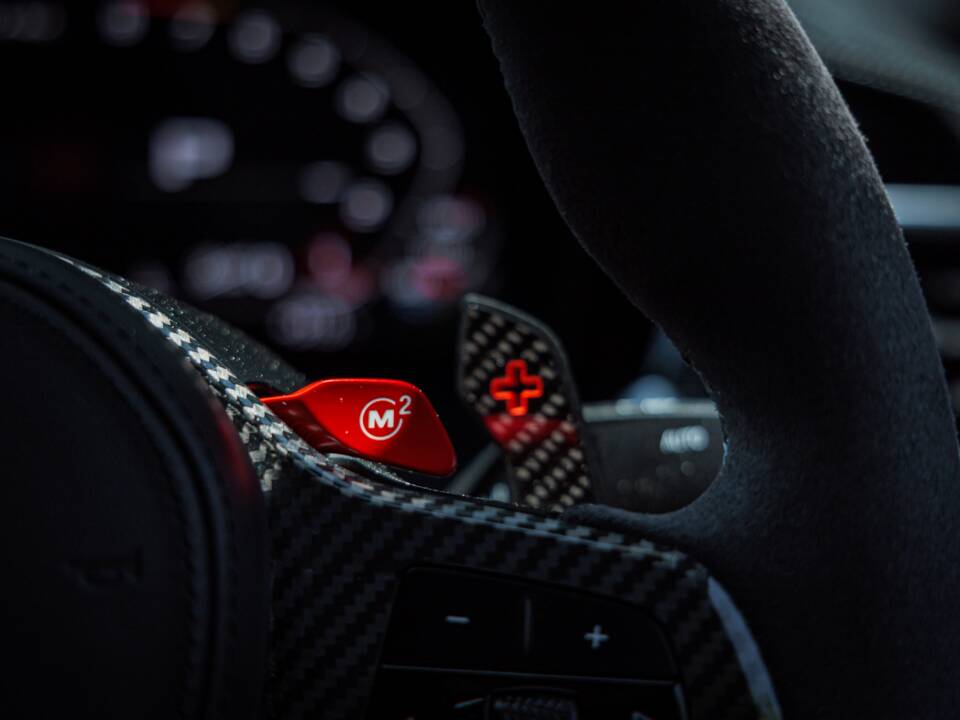 Image 30/41 of BMW M4 CSL (2022)