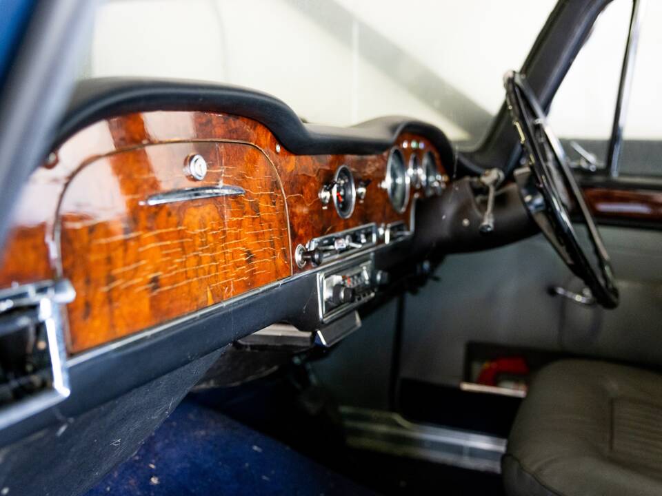 Immagine 34/44 di Humber Imperial (1965)
