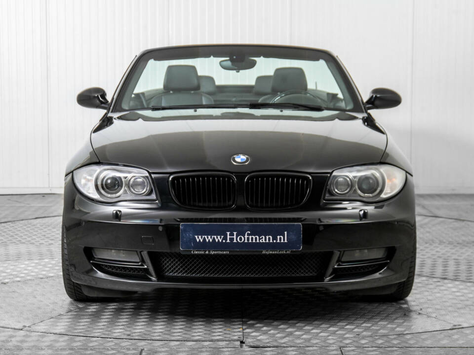 Bild 14/50 von BMW 125i (2009)