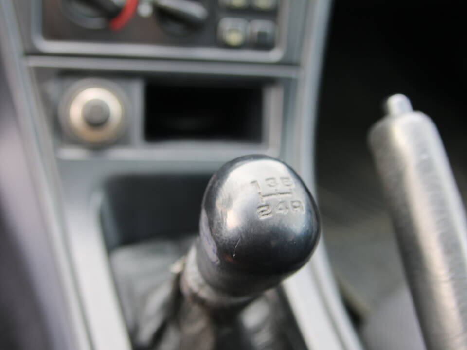 Image 64/76 of Toyota Celica GT-Four (1994)