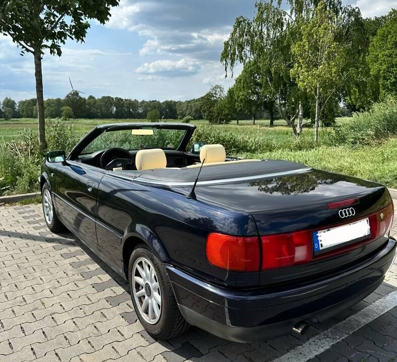 Image 2/7 of Audi Cabriolet 2.0 E (1997)