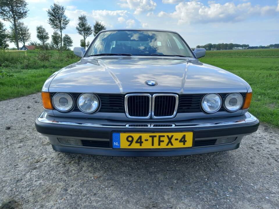 Bild 3/8 von BMW 735i (1987)