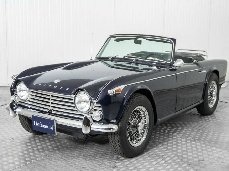 Afbeelding 16/50 van Triumph TR 4A (1967)