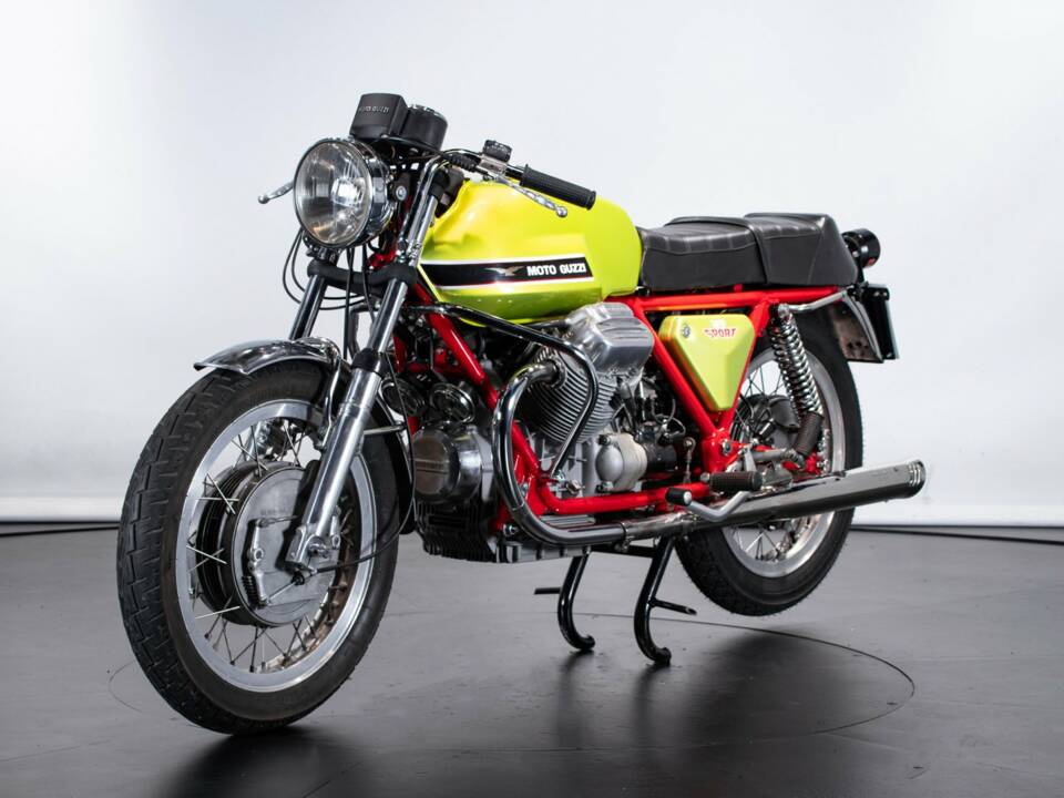 Image 6/50 of Moto Guzzi DUMMY (1971)