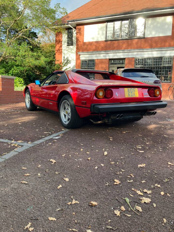 Immagine 12/12 di Ferrari 308 GTS Quattrovalvole (1984)